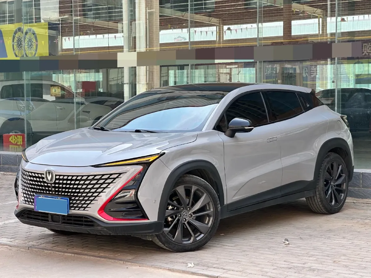 2020 ChangAn UNI-T 1.5T 180HP L4 7DCT,autocango,china used car exporter,china ev exporter,chinese used car exporter,chinese used ev exporter