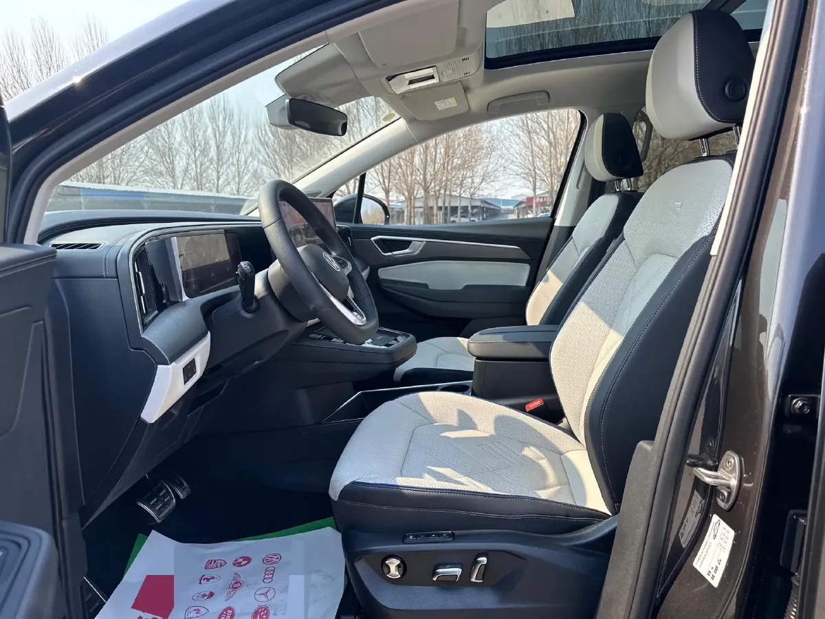 2026 Volkswagen Talagon 2.0T 272HP L4 7DCT,autocango,china used car exporter,china ev exporter,chinese used car exporter,chinese used ev exporter