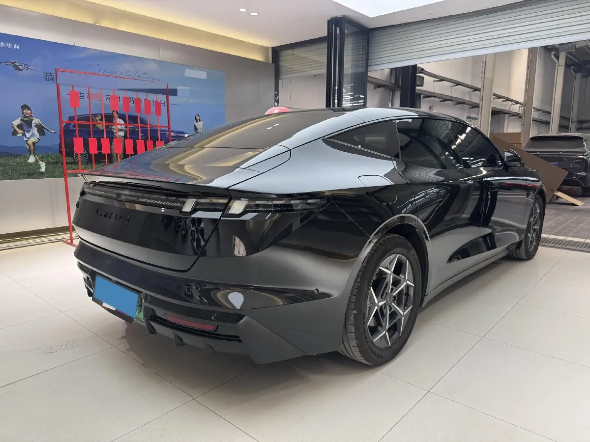 2025 LYNK&CO 10 EM-P 1.5T 163HP L4 3DHT PHEV,autocango,china used car exporter,china ev exporter,chinese used car exporter,chinese used ev exporter