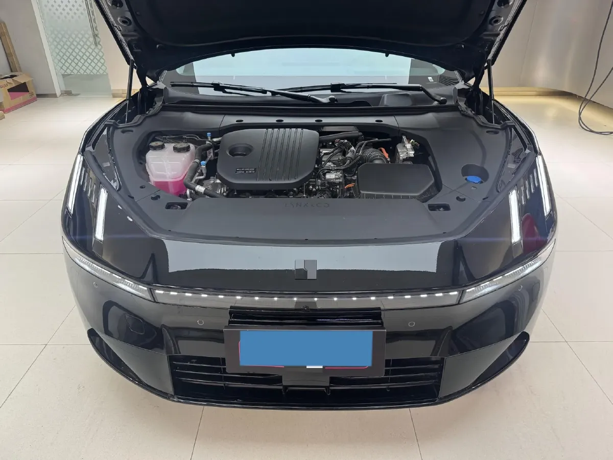 2025 LYNK&CO 10 EM-P 1.5T 163HP L4 3DHT PHEV,autocango,china used car exporter,china ev exporter,chinese used car exporter,chinese used ev exporter