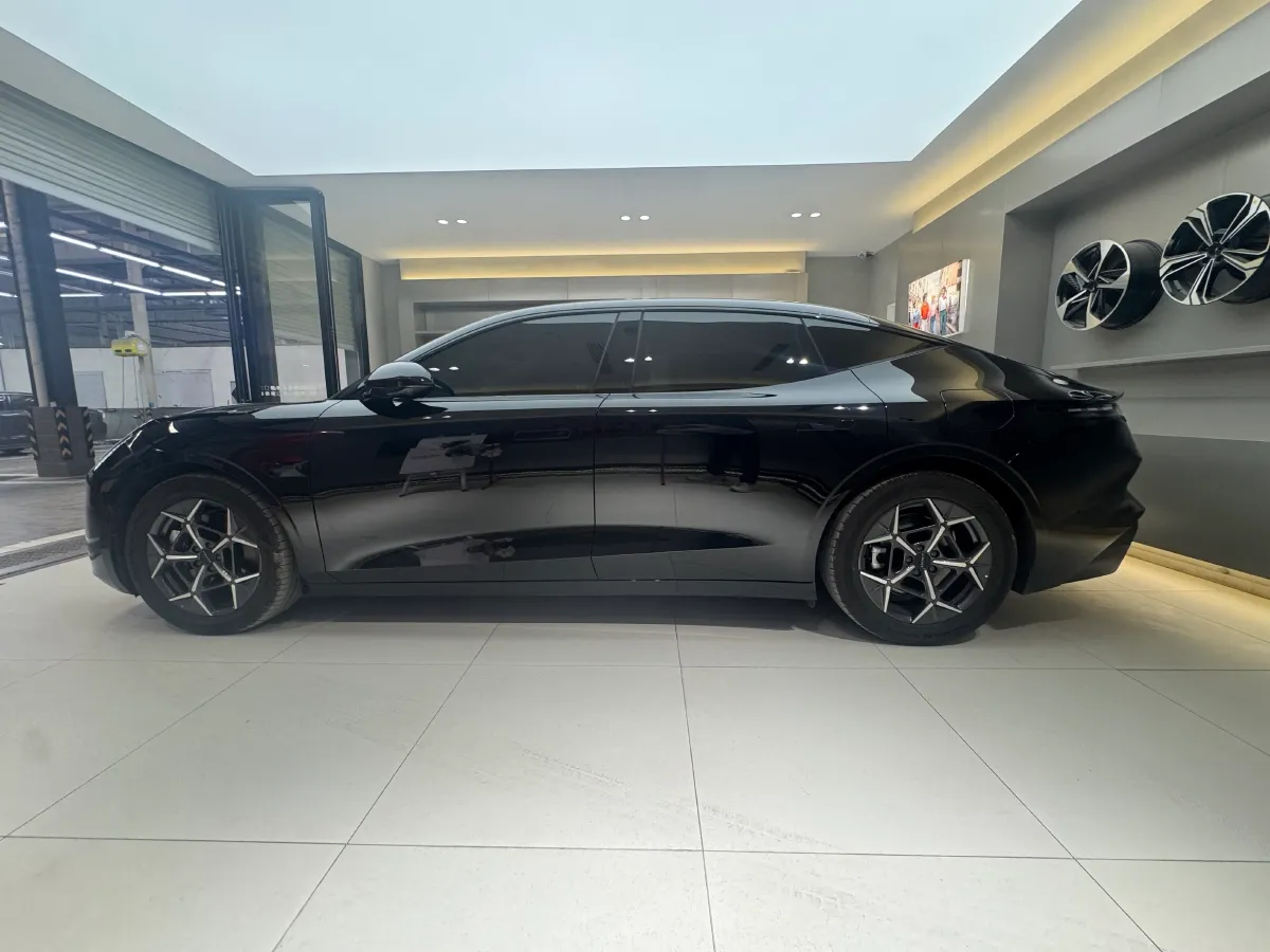 2025 LYNK&CO 10 EM-P 1.5T 163HP L4 3DHT PHEV,autocango,china used car exporter,china ev exporter,chinese used car exporter,chinese used ev exporter