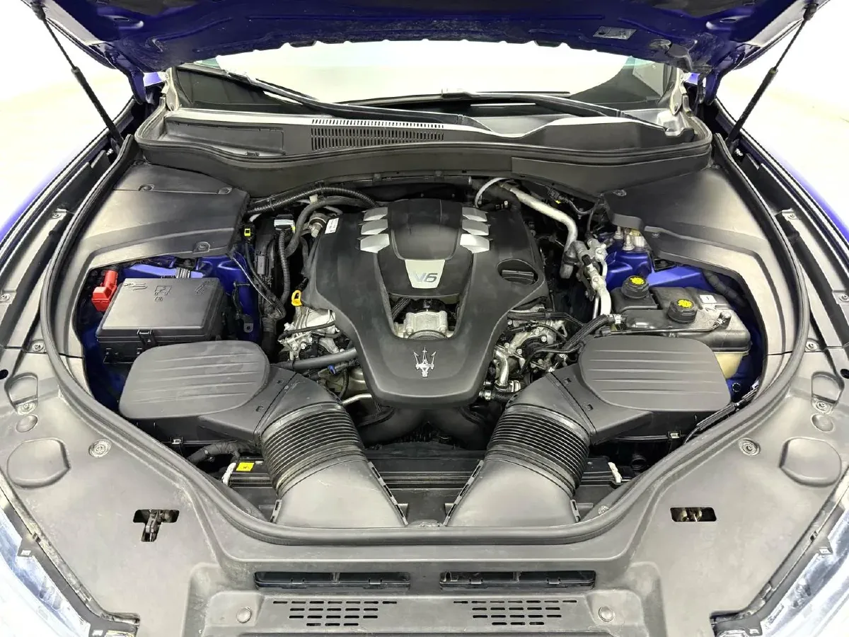 2018 Jaguar XJ 3.0T 340HP V6 8AT,autocango,china used car exporter,china ev exporter,chinese used car exporter,chinese used ev exporter