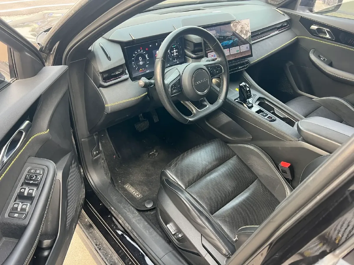 2023 LYNK&CO 03 2.0T 254HP L4 7DCT,autocango,china used car exporter,china ev exporter,chinese used car exporter,chinese used ev exporter