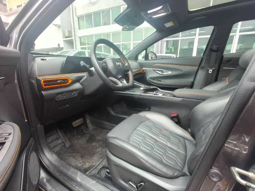 2022 ChangAn UNI-T 1.5T 188HP L4 7DCT,autocango,china used car exporter,china ev exporter,chinese used car exporter,chinese used ev exporter