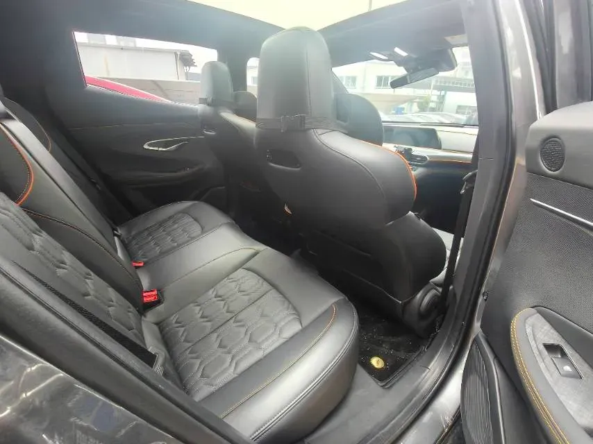 2022 ChangAn UNI-T 1.5T 188HP L4 7DCT,autocango,china used car exporter,china ev exporter,chinese used car exporter,chinese used ev exporter