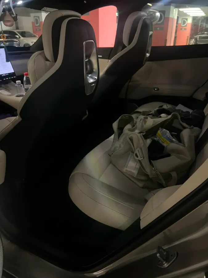 2025 MI YU7 BEV 96.3KWH,autocango,china used car exporter,china ev exporter,chinese used car exporter,chinese used ev exporter