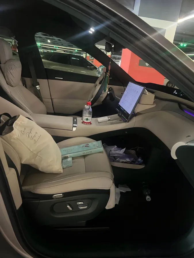 2025 MI YU7 BEV 96.3KWH,autocango,china used car exporter,china ev exporter,chinese used car exporter,chinese used ev exporter