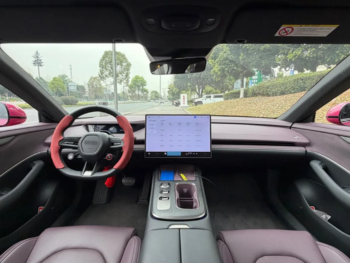 2024 MI SU7 BEV 73.6KWH,autocango,china used car exporter,china ev exporter,chinese used car exporter,chinese used ev exporter