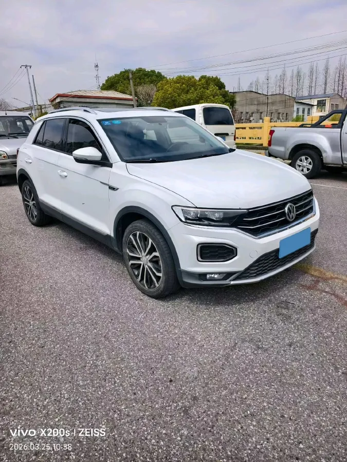 2019 Volkswagen T-Roc 1.4T 150HP L4 7DCT,autocango,china used car exporter,china ev exporter,chinese used car exporter,chinese used ev exporter