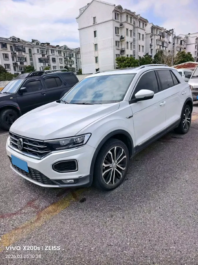 2019 Volkswagen T-Roc 1.4T 150HP L4 7DCT,autocango,china used car exporter,china ev exporter,chinese used car exporter,chinese used ev exporter