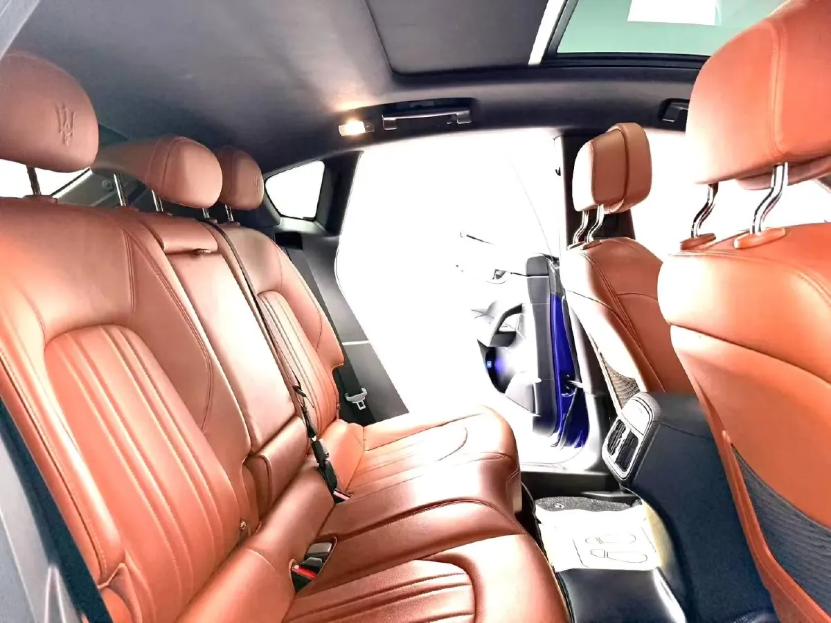 2018 Jaguar XJ 3.0T 340HP V6 8AT,autocango,china used car exporter,china ev exporter,chinese used car exporter,chinese used ev exporter