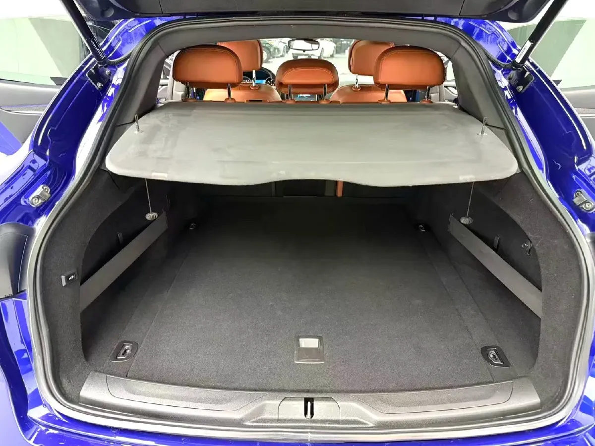 2018 Jaguar XJ 3.0T 340HP V6 8AT,autocango,china used car exporter,china ev exporter,chinese used car exporter,chinese used ev exporter