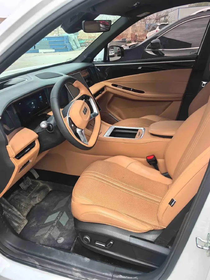 2025 Geely Galaxy L7 1.5L 112HP L4 1DHT PHEV 18.4KWH,autocango,china used car exporter,china ev exporter,chinese used car exporter,chinese used ev exporter