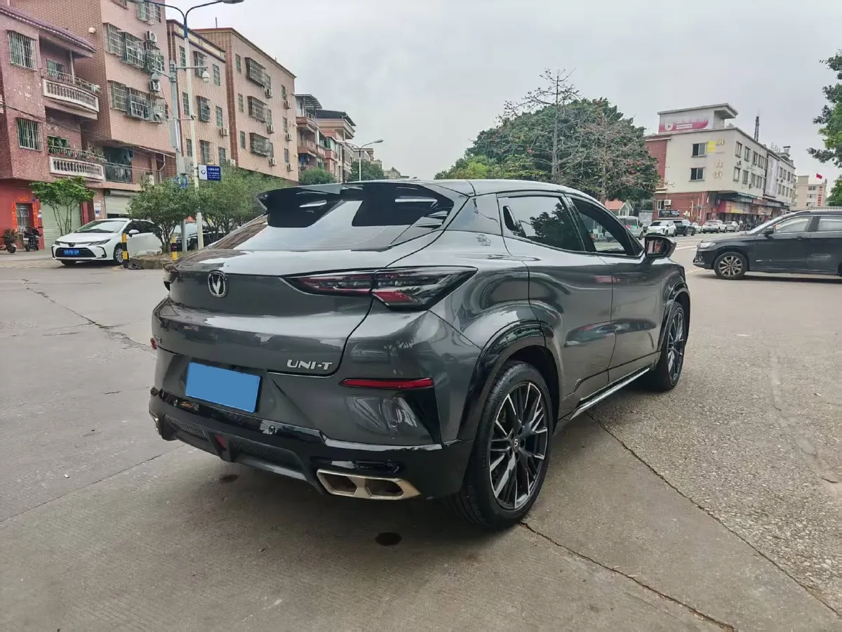 2023 ChangAn UNI-T 1.5T 188HP L4 7DCT,autocango,china used car exporter,china ev exporter,chinese used car exporter,chinese used ev exporter