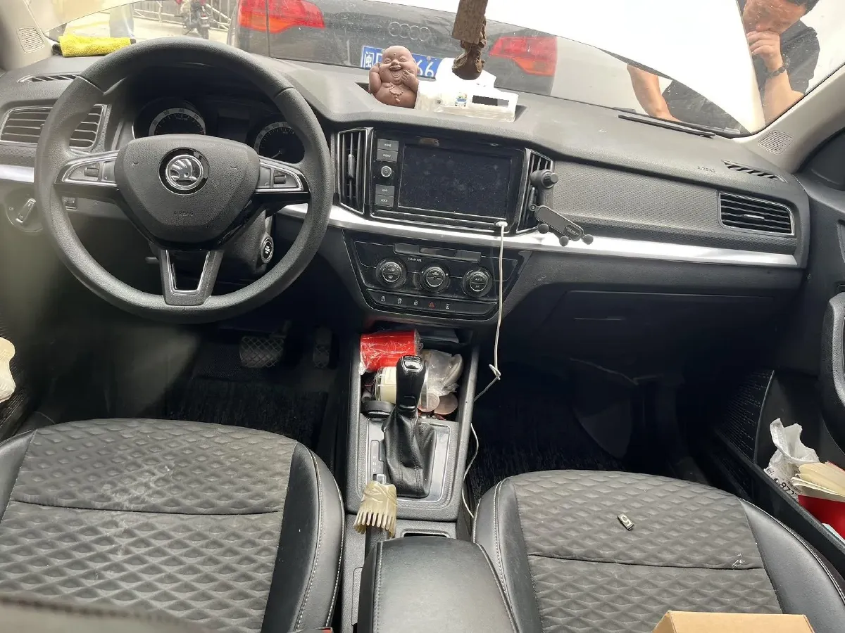 2020 Skoda Kamiq 1.5L 112HP L4 6AT,autocango,china used car exporter,china ev exporter,chinese used car exporter,chinese used ev exporter