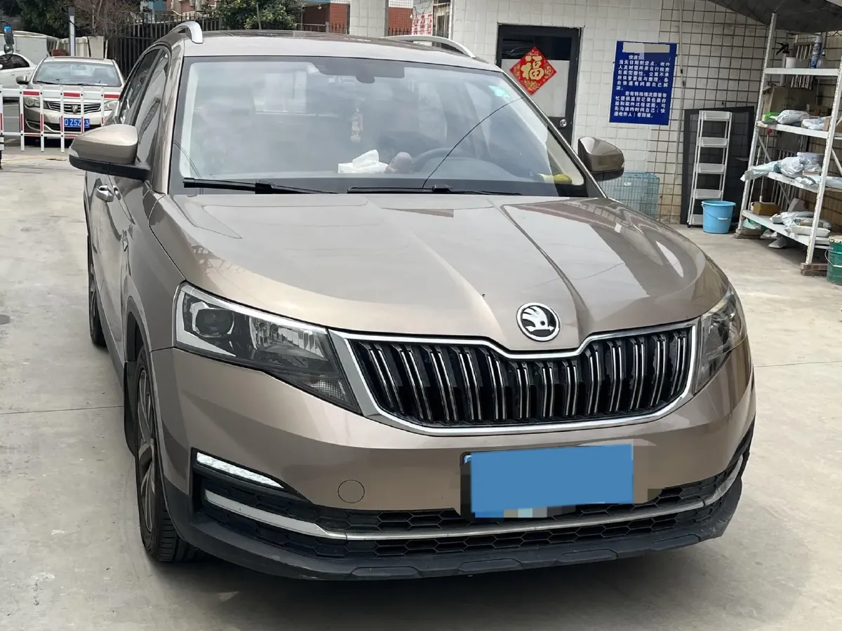 2020 Skoda Kamiq 1.5L 112HP L4 6AT,autocango,china used car exporter,china ev exporter,chinese used car exporter,chinese used ev exporter