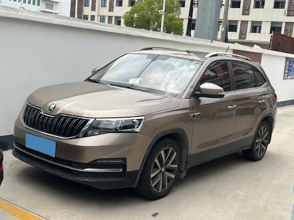2020 Skoda Kamiq 1.5L 112HP L4 6AT,autocango,china used car exporter,china ev exporter,chinese used car exporter,chinese used ev exporter