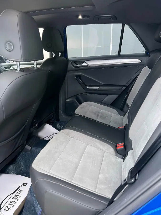 2021 Volkswagen T-Roc 1.4T 150HP L4 7DCT,autocango,china used car exporter,china ev exporter,chinese used car exporter,chinese used ev exporter