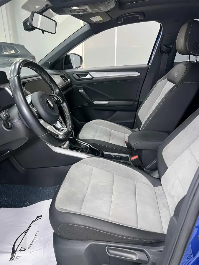 2021 Volkswagen T-Roc 1.4T 150HP L4 7DCT,autocango,china used car exporter,china ev exporter,chinese used car exporter,chinese used ev exporter