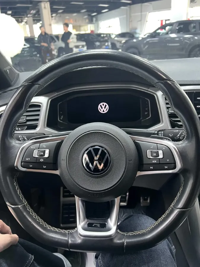 2021 Volkswagen T-Roc 1.4T 150HP L4 7DCT,autocango,china used car exporter,china ev exporter,chinese used car exporter,chinese used ev exporter