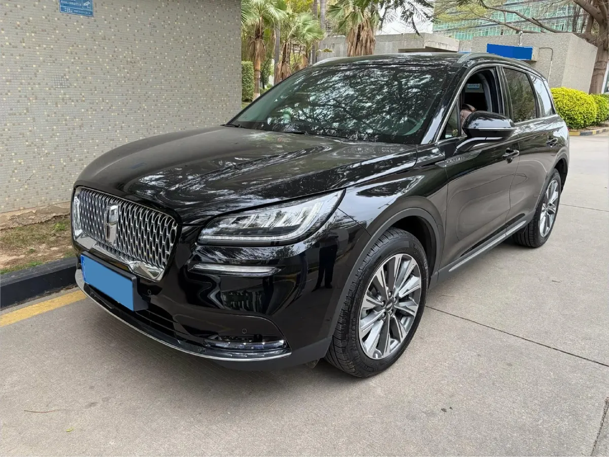 2022 Lincoln Corsair 2.0T 245HP L4 8AT,autocango,china used car exporter,china ev exporter,chinese used car exporter,chinese used ev exporter