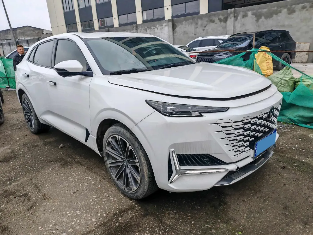2021 ChangAn UNI-K 2.0T 233HP L4 8AT,autocango,china used car exporter,china ev exporter,chinese used car exporter,chinese used ev exporter