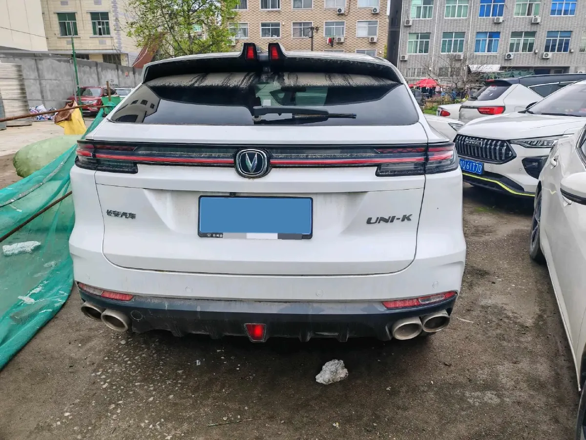 2021 ChangAn UNI-K 2.0T 233HP L4 8AT,autocango,china used car exporter,china ev exporter,chinese used car exporter,chinese used ev exporter