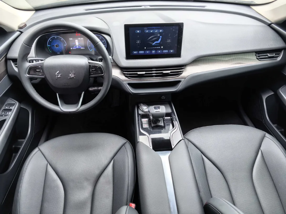 2023 HongQi E-QM5 BEV 54KWH,autocango,china used car exporter,china ev exporter,chinese used car exporter,chinese used ev exporter