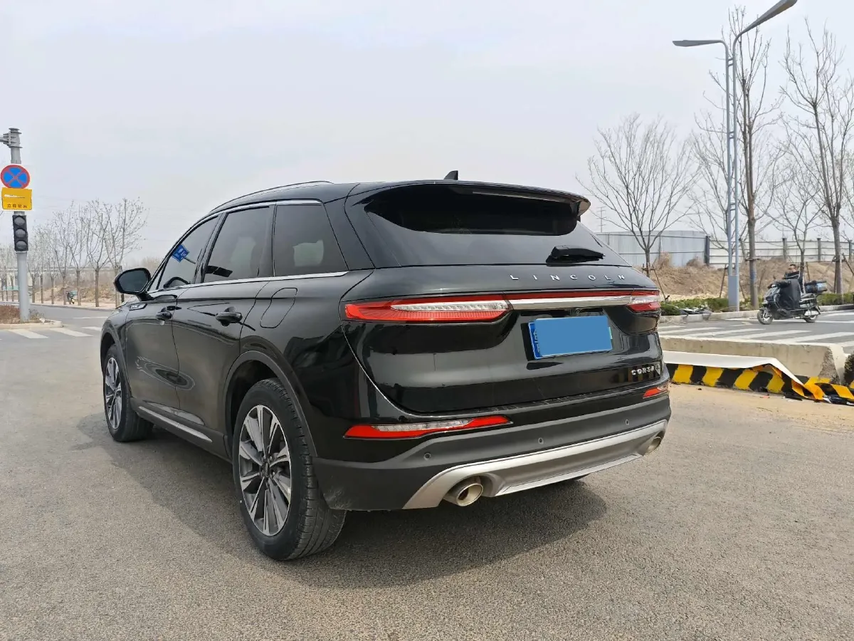 2021 Lincoln Corsair 2.0T 245HP L4 8AT,autocango,china used car exporter,china ev exporter,chinese used car exporter,chinese used ev exporter