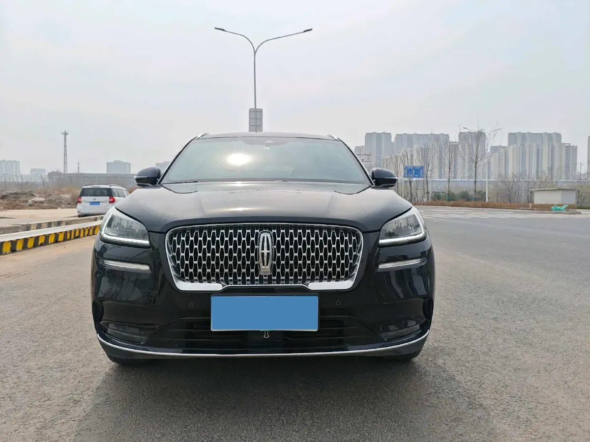 2021 Lincoln Corsair 2.0T 245HP L4 8AT,autocango,china used car exporter,china ev exporter,chinese used car exporter,chinese used ev exporter
