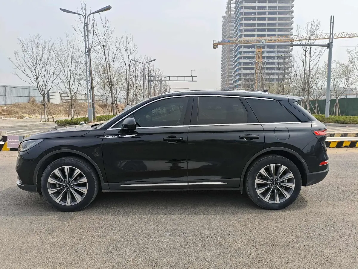 2021 Lincoln Corsair 2.0T 245HP L4 8AT,autocango,china used car exporter,china ev exporter,chinese used car exporter,chinese used ev exporter