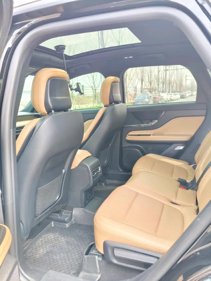 2021 Lincoln Corsair 2.0T 245HP L4 8AT,autocango,china used car exporter,china ev exporter,chinese used car exporter,chinese used ev exporter