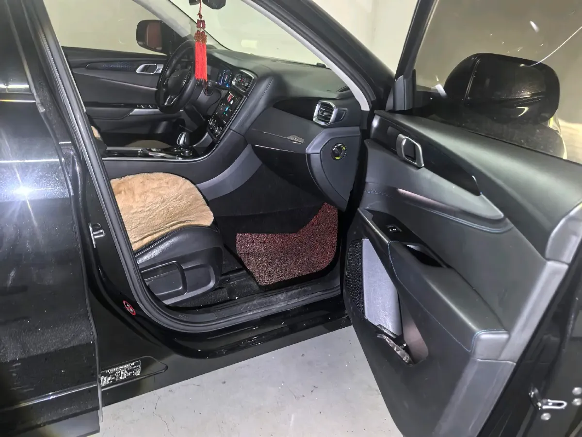 2018 Isuzu Mu-X 1.9T 163HP L4 6AT,autocango,china used car exporter,china ev exporter,chinese used car exporter,chinese used ev exporter