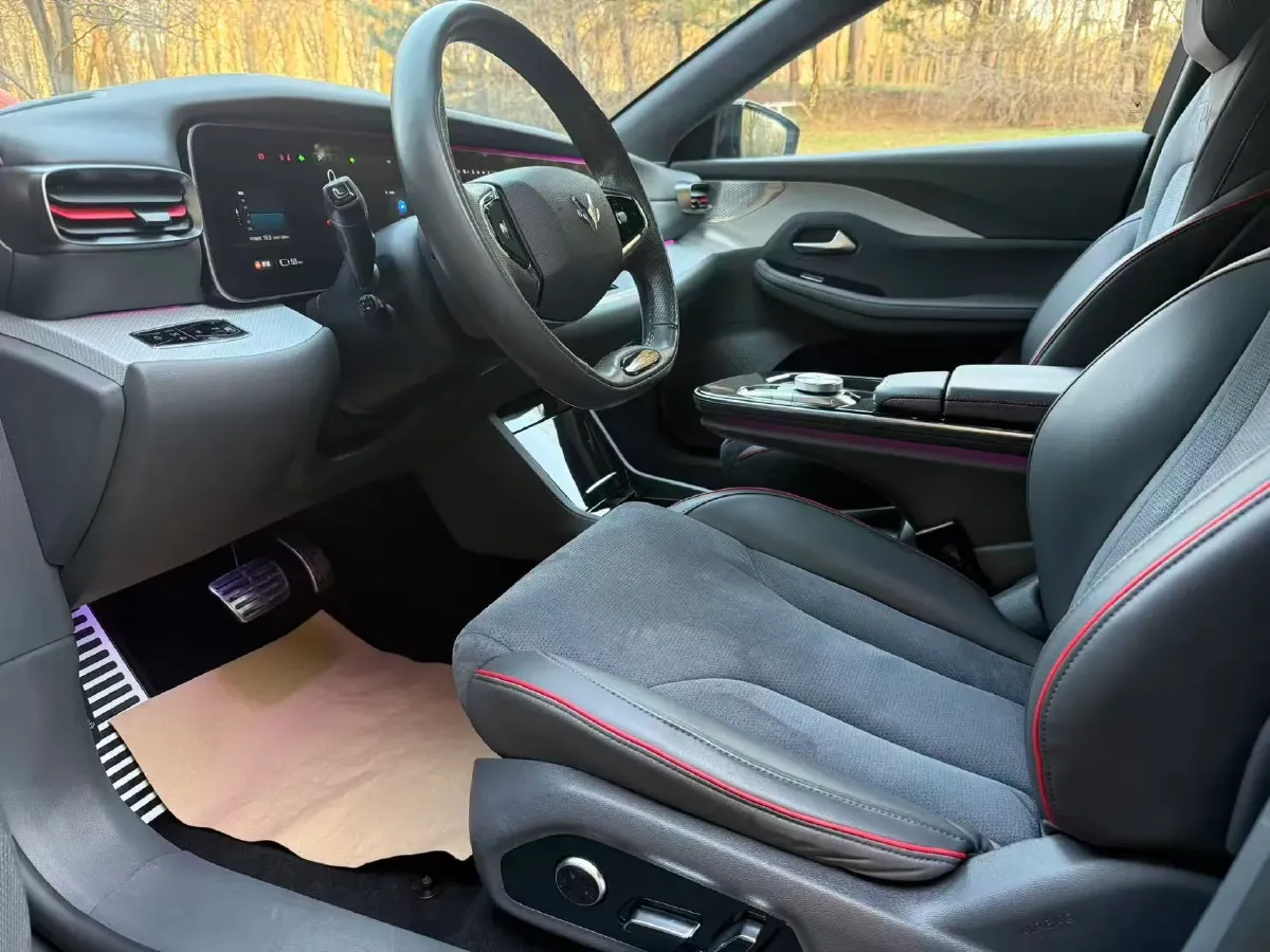 2022 ARCFOX αS BEV 74.5KWH,autocango,china used car exporter,china ev exporter,chinese used car exporter,chinese used ev exporter