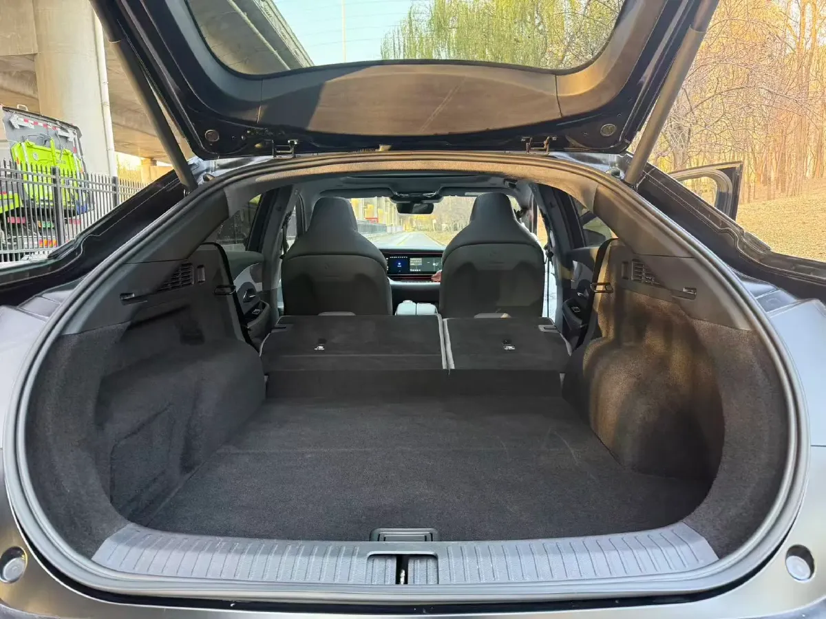 2022 ARCFOX αS BEV 74.5KWH,autocango,china used car exporter,china ev exporter,chinese used car exporter,chinese used ev exporter