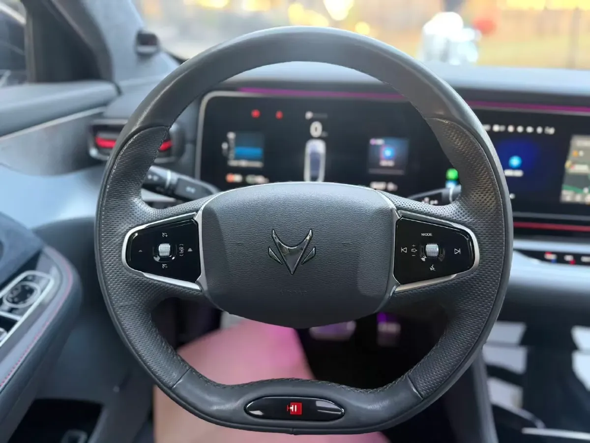 2022 ARCFOX αS BEV 74.5KWH,autocango,china used car exporter,china ev exporter,chinese used car exporter,chinese used ev exporter