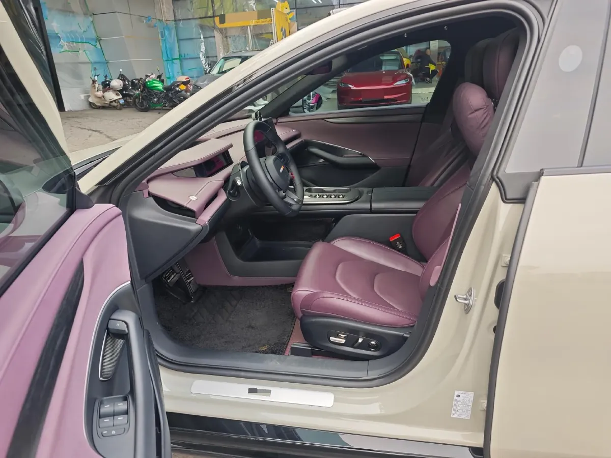 2024 MI SU7 BEV 101KWH,autocango,china used car exporter,china ev exporter,chinese used car exporter,chinese used ev exporter