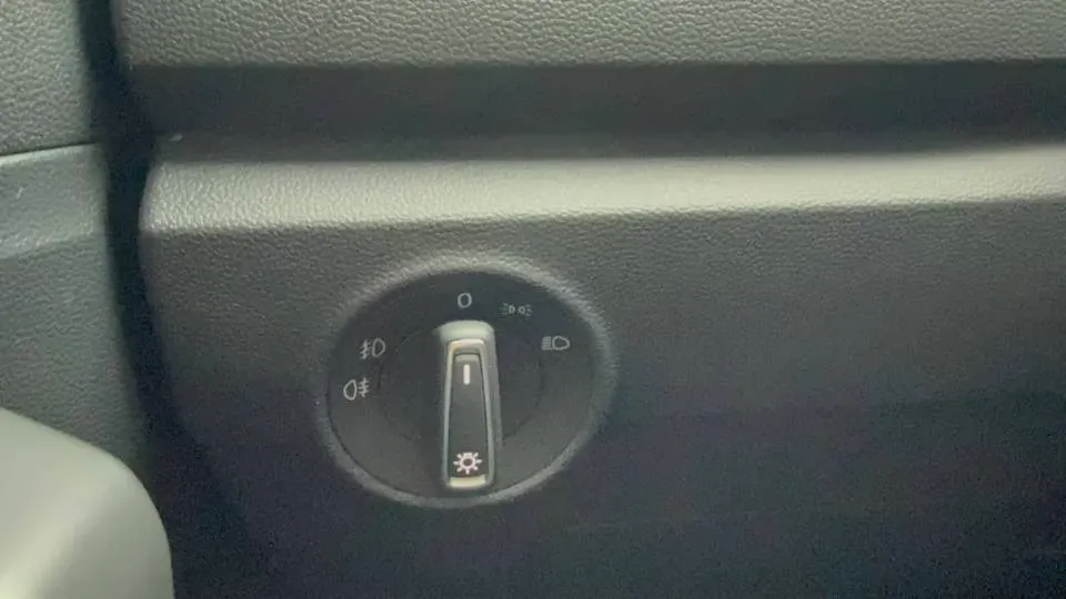 2022 Volkswagen T-Roc 1.4T 150HP L4 7DCT,autocango,china used car exporter,china ev exporter,chinese used car exporter,chinese used ev exporter