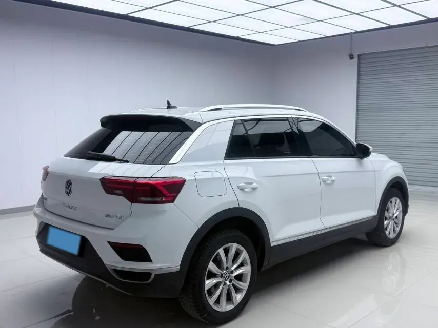 2022 Volkswagen T-Roc 1.4T 150HP L4 7DCT,autocango,china used car exporter,china ev exporter,chinese used car exporter,chinese used ev exporter