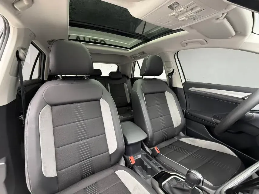 2022 Volkswagen T-Roc 1.4T 150HP L4 7DCT,autocango,china used car exporter,china ev exporter,chinese used car exporter,chinese used ev exporter