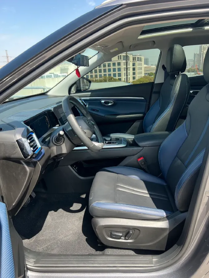 2023 GAC Trumpchi GS3 1.5T 177HP L4 7DCT,autocango,china used car exporter,china ev exporter,chinese used car exporter,chinese used ev exporter