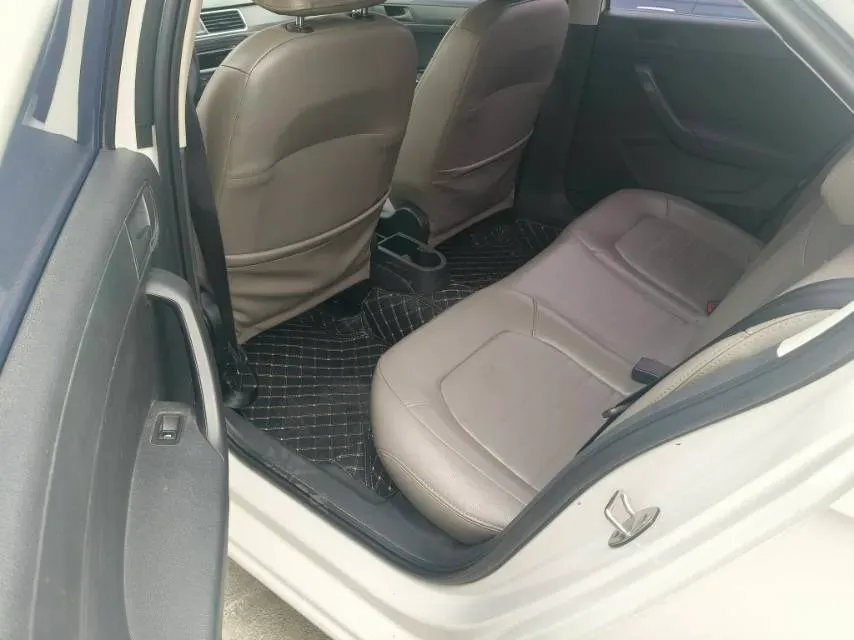 2018 Skoda Rapid 1.6L 110HP L4 5MT,autocango,china used car exporter,china ev exporter,chinese used car exporter,chinese used ev exporter