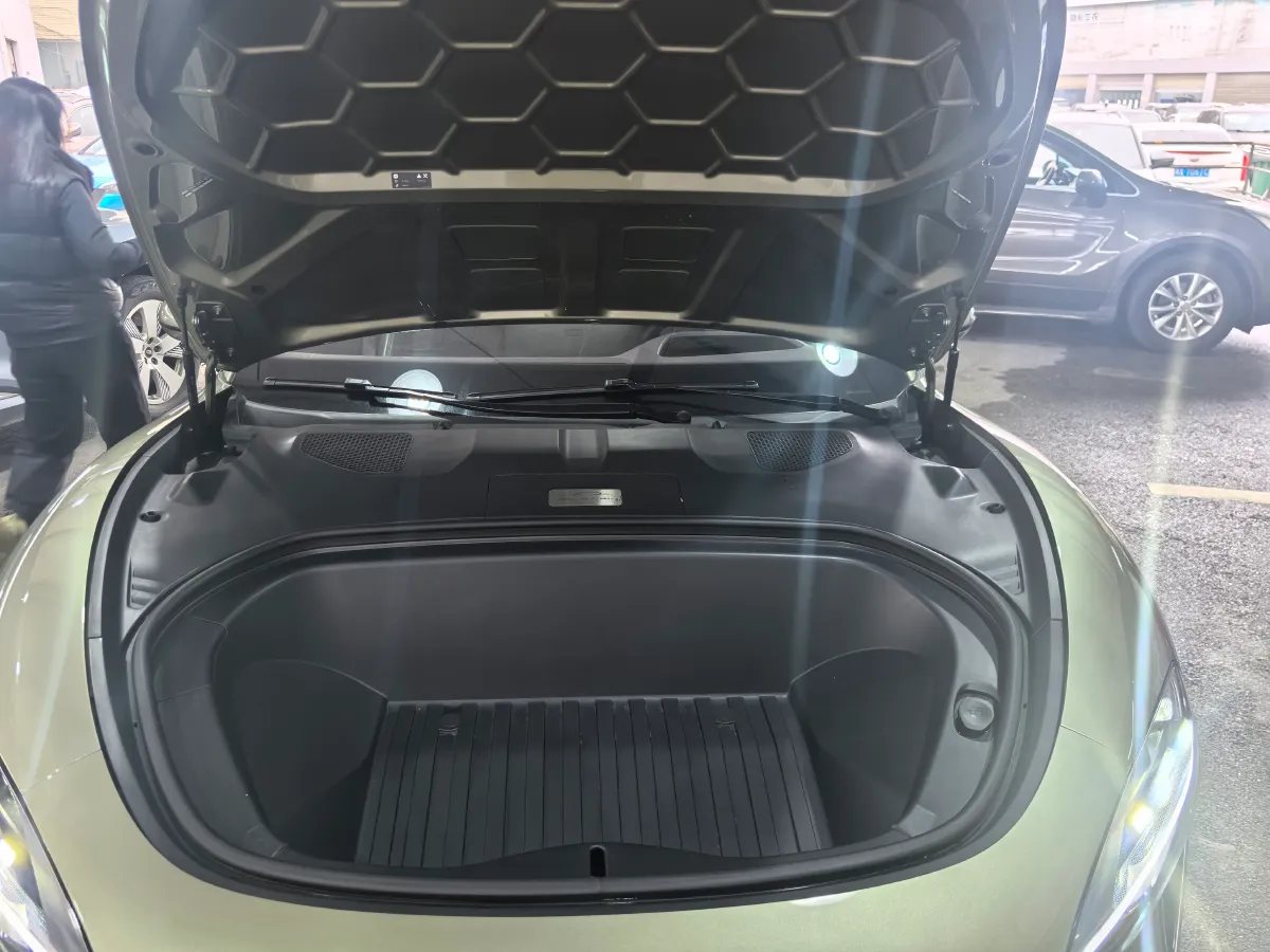 2024 MI SU7 BEV 101KWH,autocango,china used car exporter,china ev exporter,chinese used car exporter,chinese used ev exporter