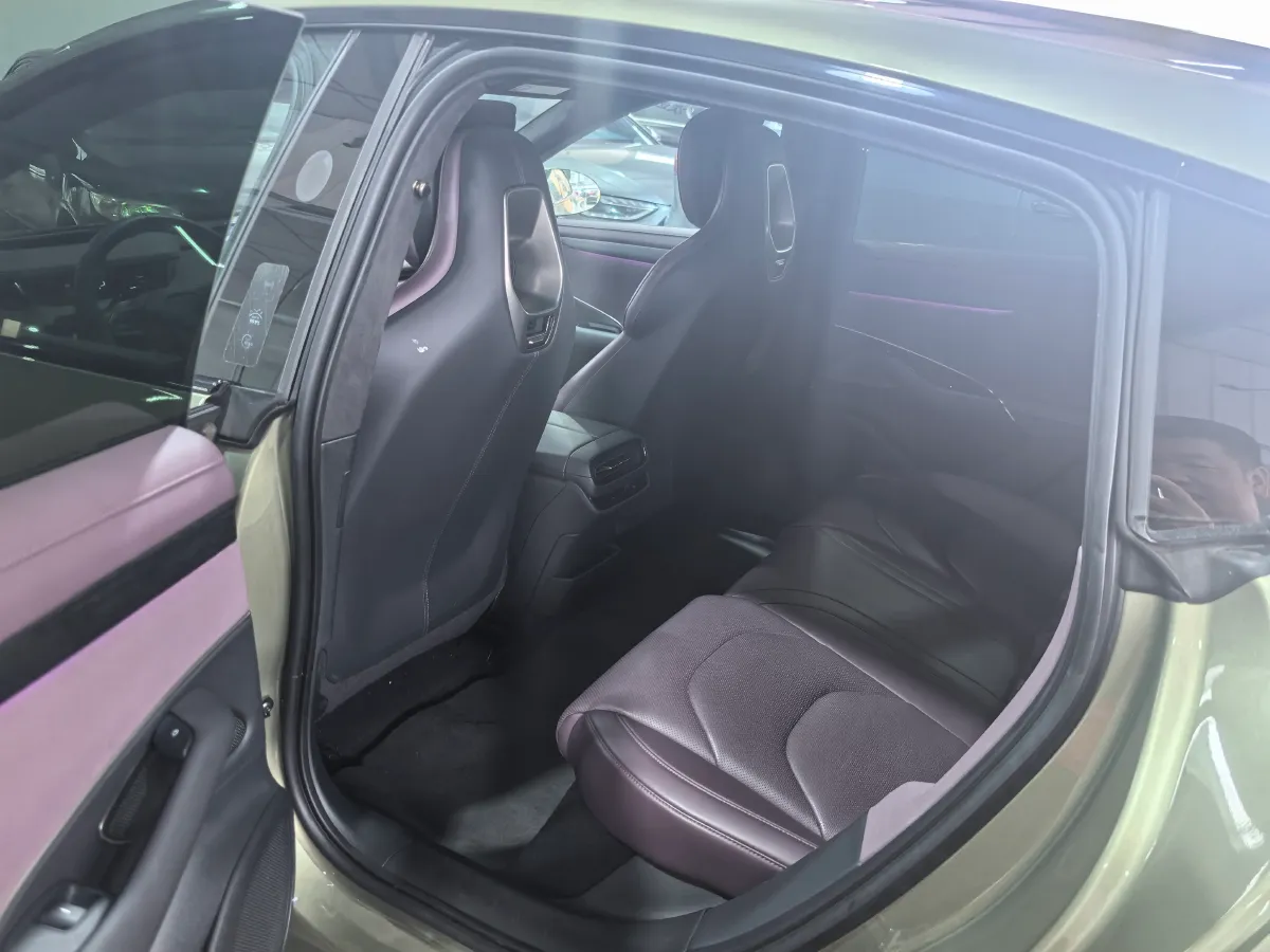 2024 MI SU7 BEV 101KWH,autocango,china used car exporter,china ev exporter,chinese used car exporter,chinese used ev exporter