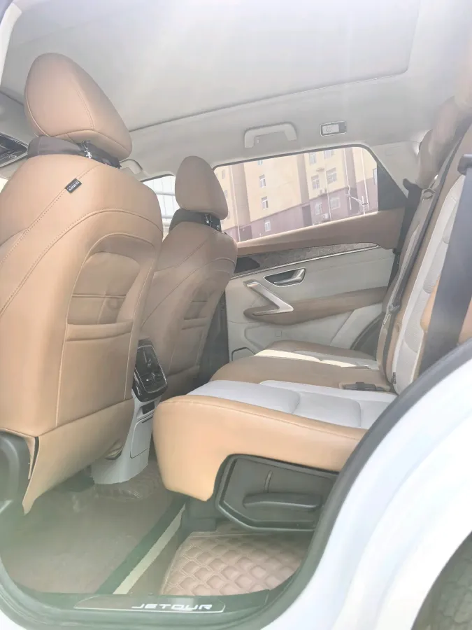 2021 Jetour X70 1.6T 197HP L4 7DCT,autocango,china used car exporter,china ev exporter,chinese used car exporter,chinese used ev exporter