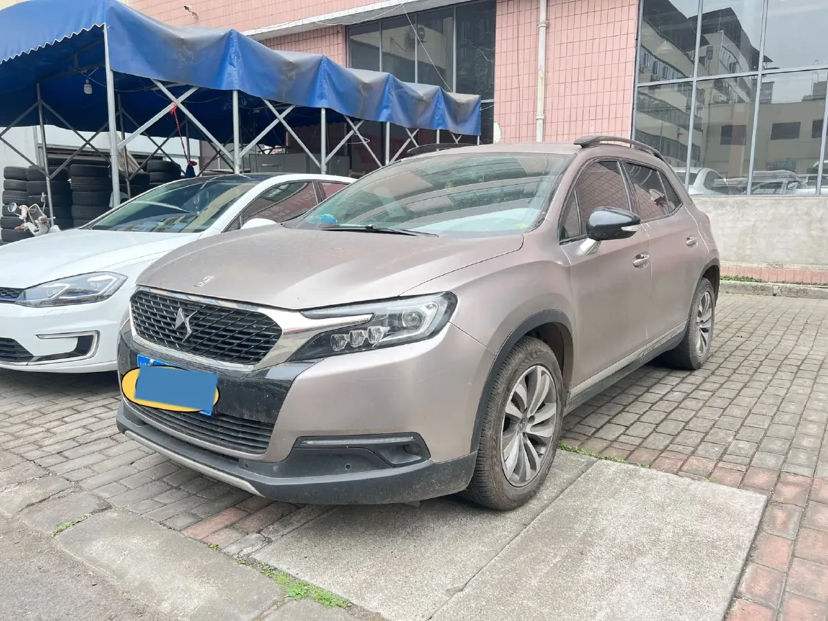 2014 DS 6 1.6T 167HP L4 6AT,autocango,china used car exporter,china ev exporter,chinese used car exporter,chinese used ev exporter