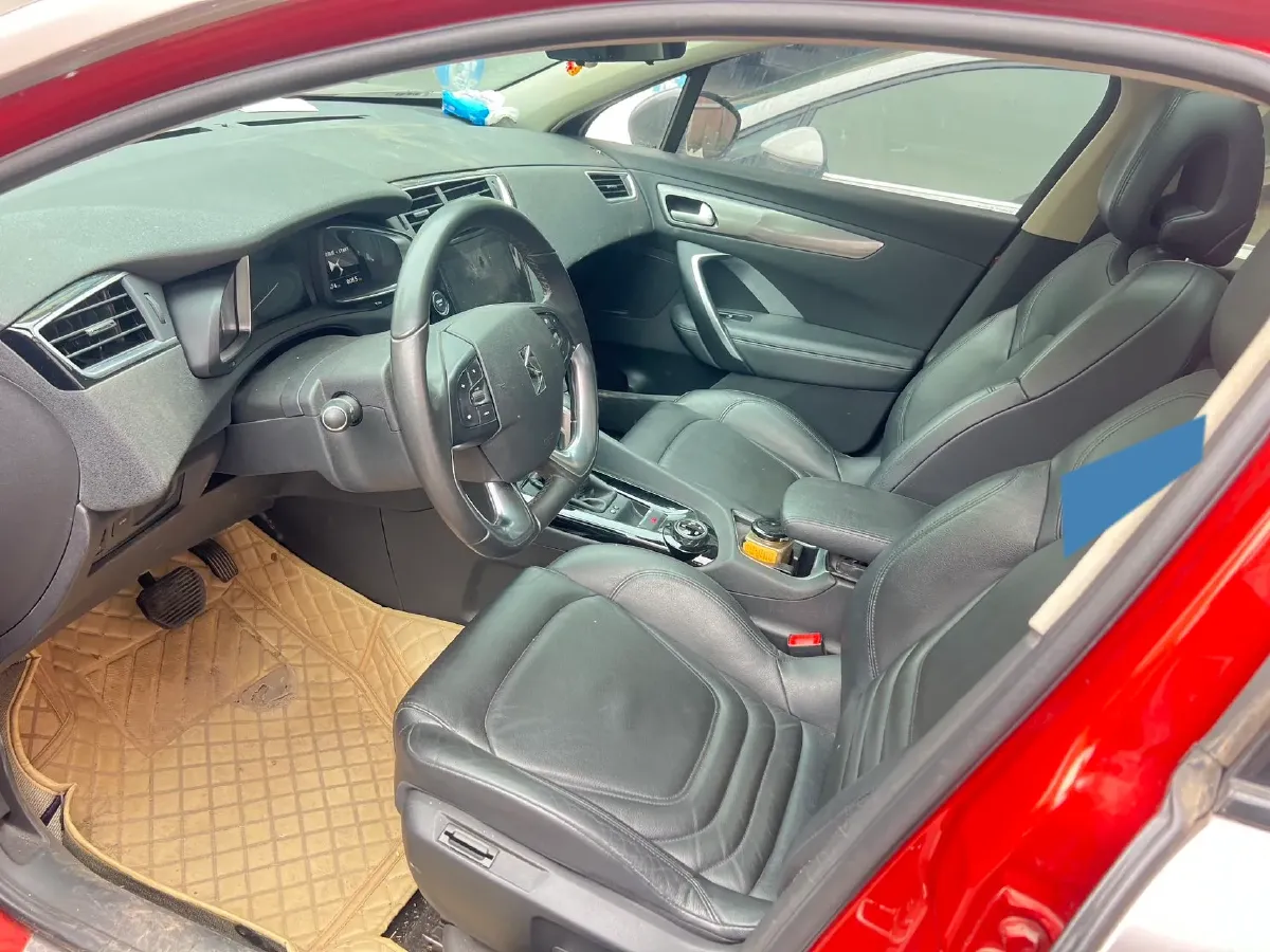 2014 DS 6 1.6T 167HP L4 6AT,autocango,china used car exporter,china ev exporter,chinese used car exporter,chinese used ev exporter