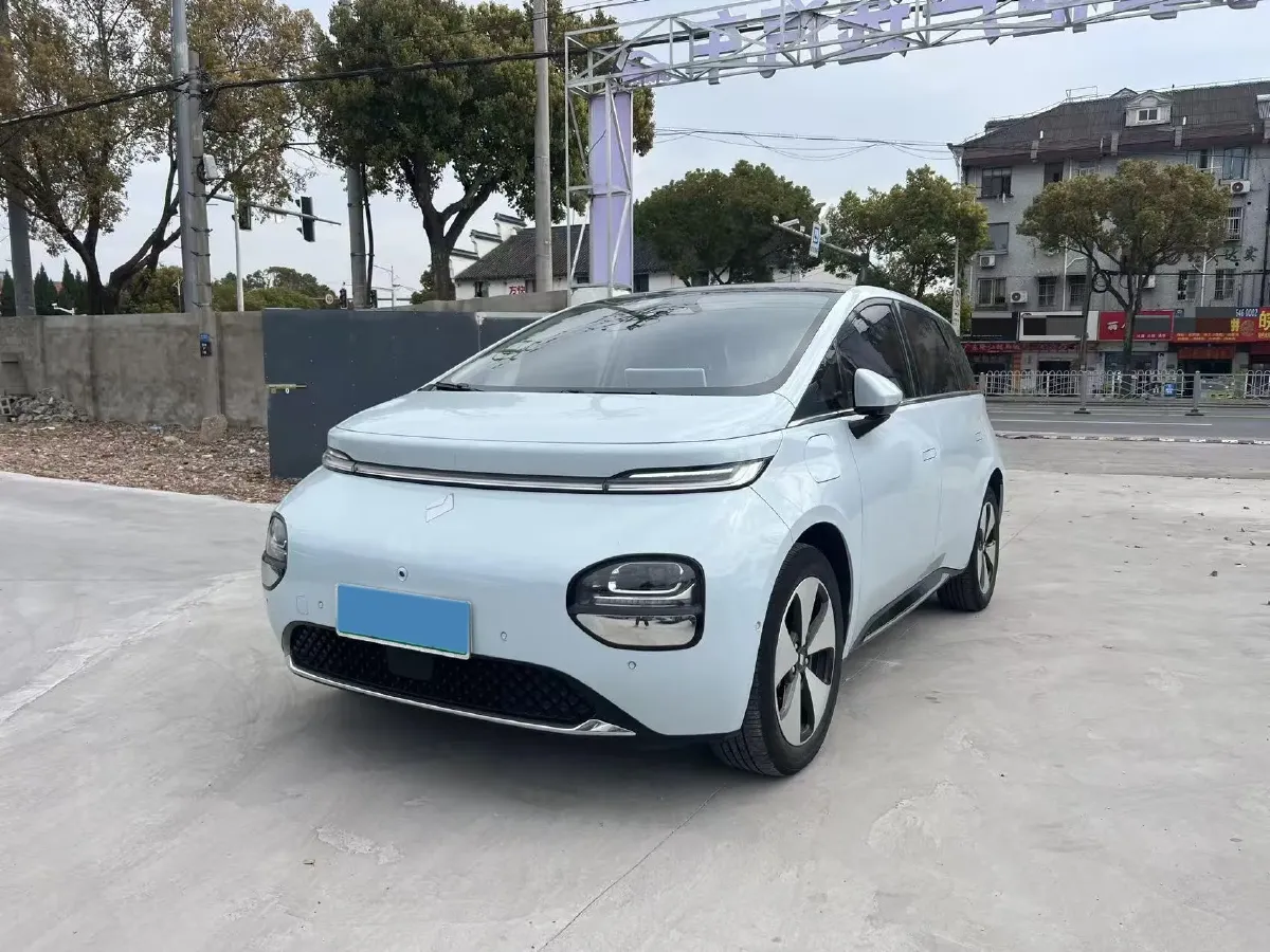 2023 BaoJun Cloud BEV 50.6KWH,autocango,china used car exporter,china ev exporter,chinese used car exporter,chinese used ev exporter
