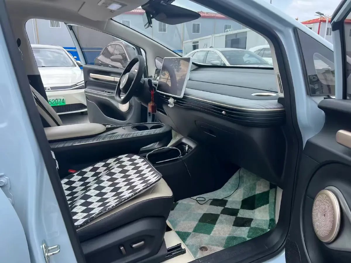 2023 BaoJun Cloud BEV 50.6KWH,autocango,china used car exporter,china ev exporter,chinese used car exporter,chinese used ev exporter