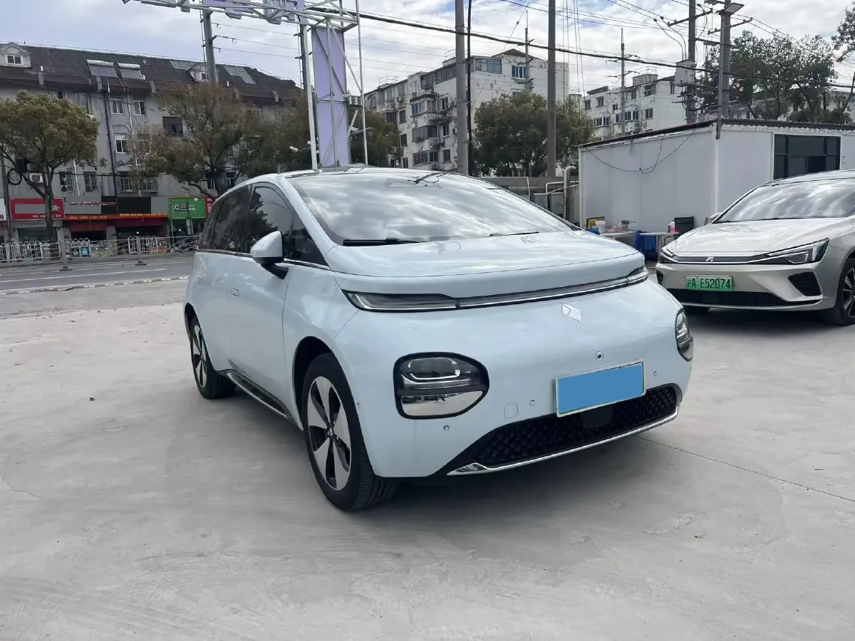 2023 BaoJun Cloud BEV 50.6KWH,autocango,china used car exporter,china ev exporter,chinese used car exporter,chinese used ev exporter